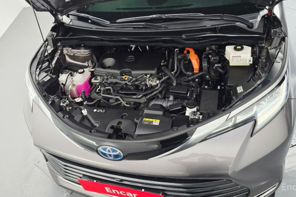 2024 Toyota Sienna с пробегом 29 098 км