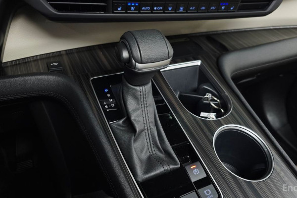 2024 Toyota Sienna с пробегом 29 098 км