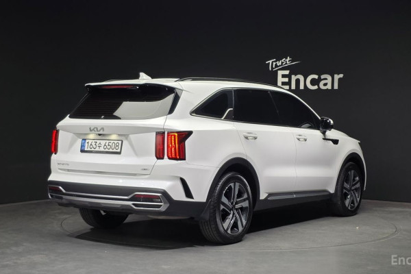 2022 Kia Sorento с пробегом 65 327 км