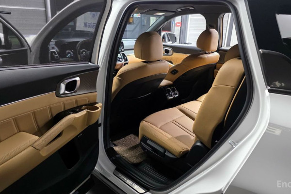 2022 Kia Sorento с пробегом 65 327 км