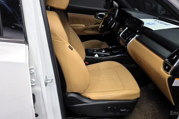 2022 Kia Sorento с пробегом 65 327 км