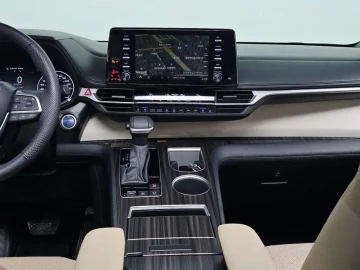 2024 Toyota Sienna с пробегом 29 098 км