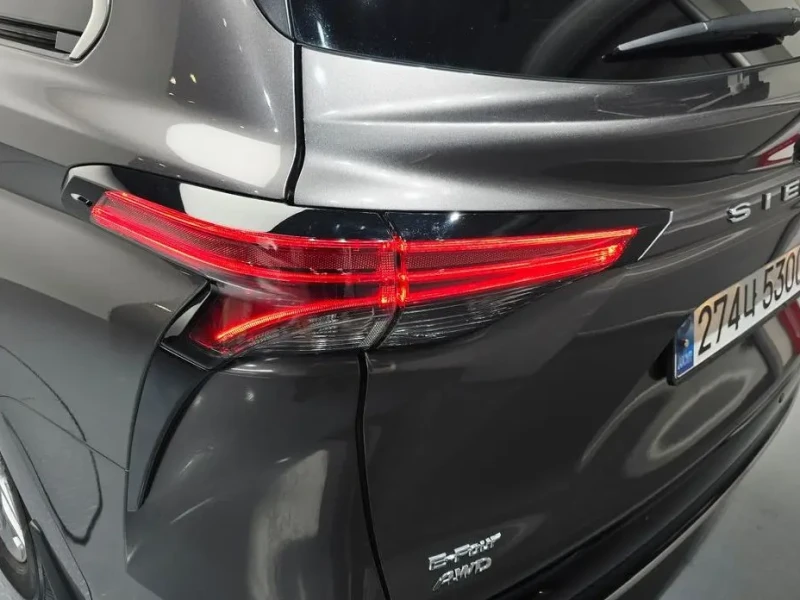 2024 Toyota Sienna с пробегом 29 098 км