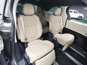 2024 Toyota Sienna с пробегом 29 098 км
