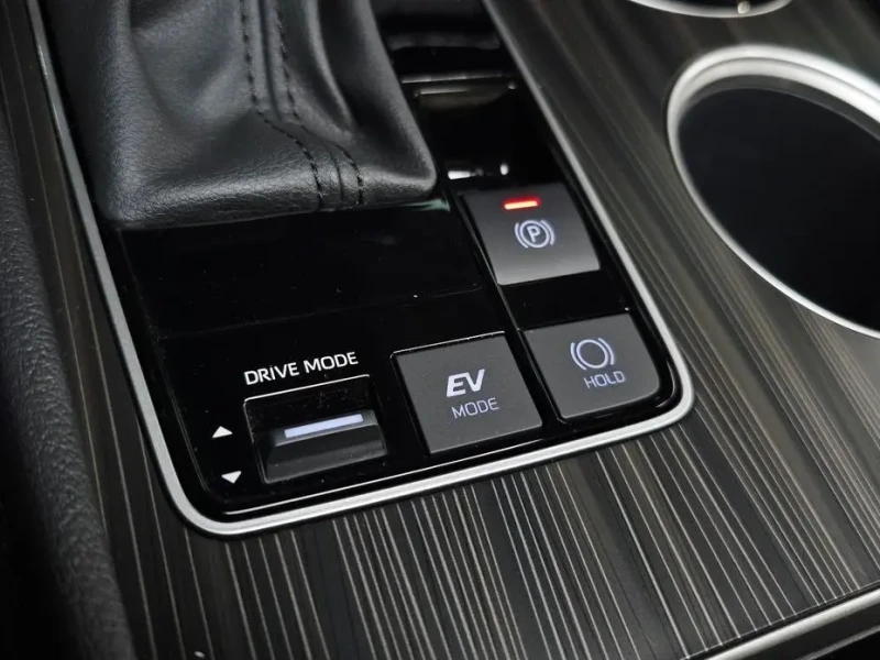2024 Toyota Sienna с пробегом 29 098 км