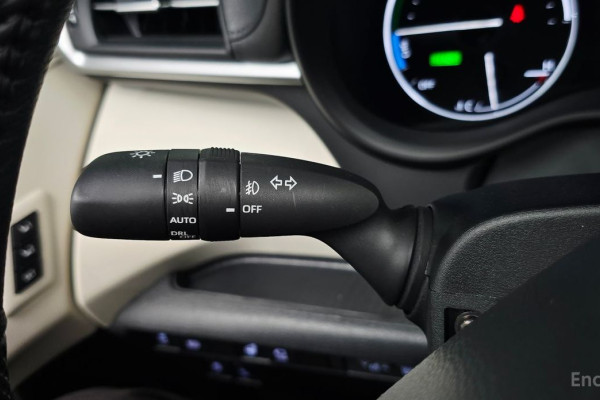 2024 Toyota Sienna с пробегом 29 098 км