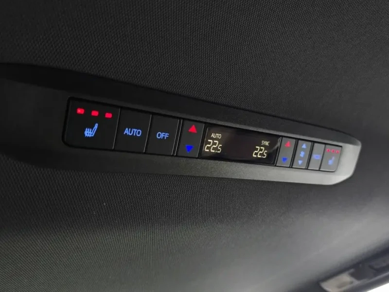 2024 Toyota Sienna с пробегом 29 098 км