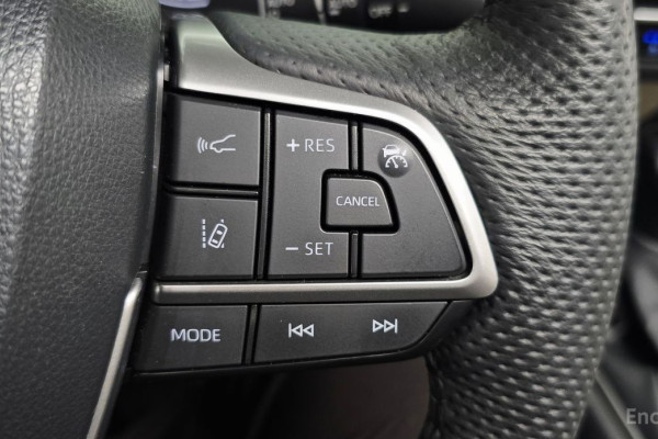 2024 Toyota Sienna с пробегом 29 098 км