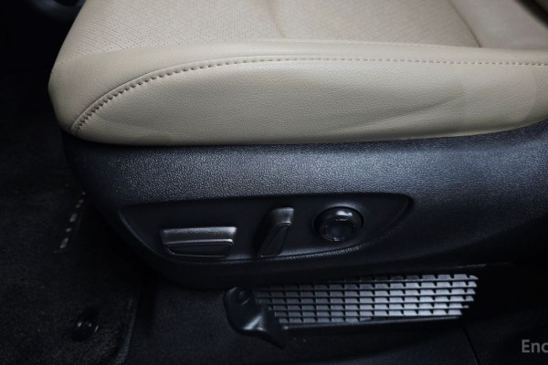 2024 Toyota Sienna с пробегом 29 098 км