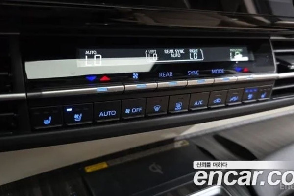 2024 Toyota Sienna с пробегом 19 928 км