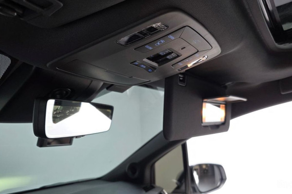 2024 Toyota Sienna с пробегом 19 928 км