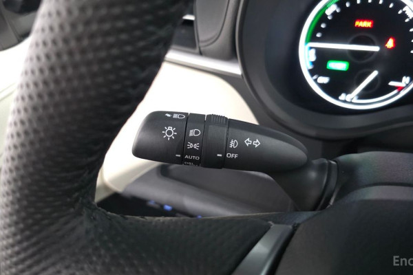 2024 Toyota Sienna с пробегом 19 928 км