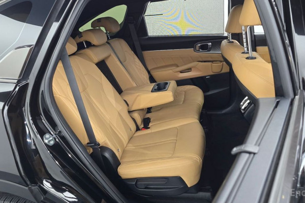 2023 Kia Sorento с пробегом 39 412 км