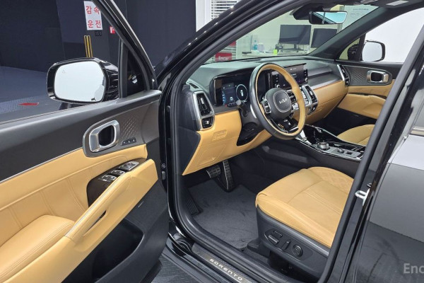 2023 Kia Sorento с пробегом 39 412 км