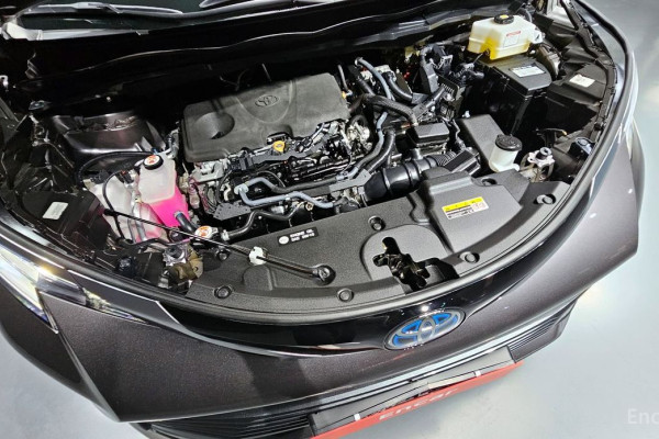 2023 Toyota Sienna с пробегом 24 968 км