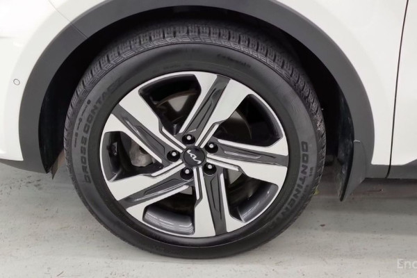 2023 Kia Sorento с пробегом 35 000 км