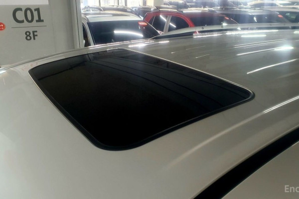 2024 Toyota Sienna с пробегом 19 919 км