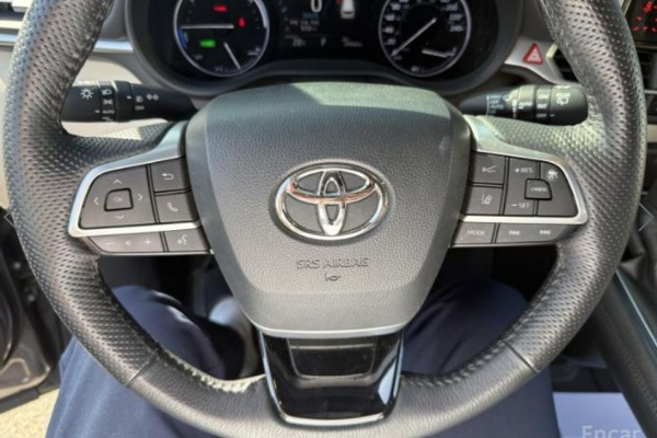 2021 Toyota Sienna с пробегом 69 064 км