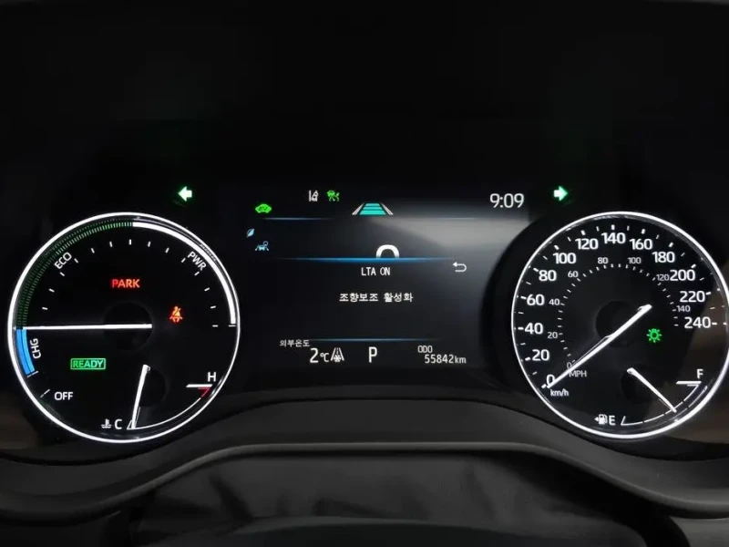 2023 Toyota Sienna с пробегом 55 842 км