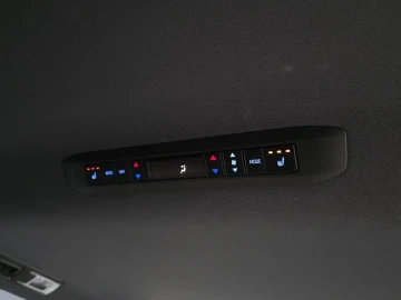 2023 Toyota Sienna с пробегом 55 842 км
