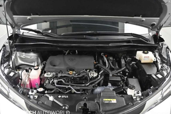 2023 Toyota Sienna с пробегом 68 140 км