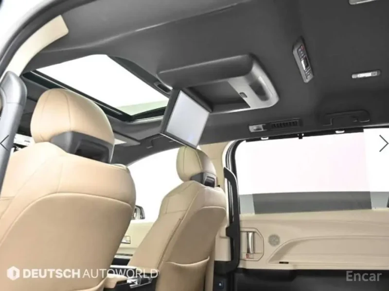 2023 Toyota Sienna с пробегом 68 140 км