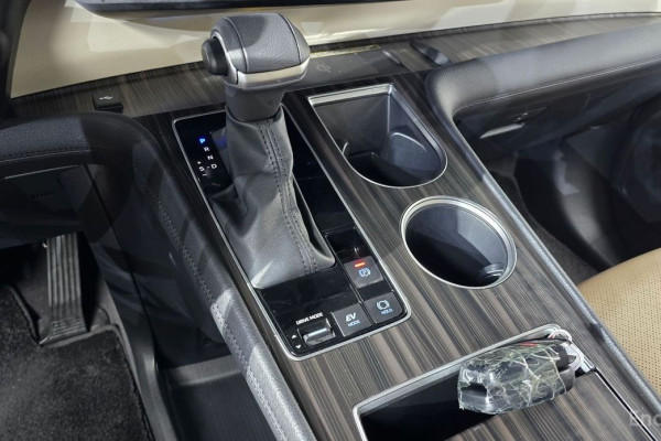 2023 Toyota Sienna с пробегом 58 636 км