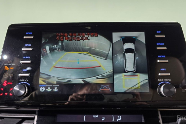 2023 Toyota Sienna с пробегом 58 636 км