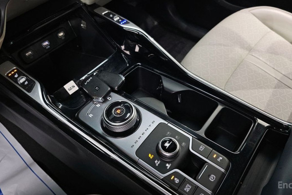 2022 Kia Sorento с пробегом 119 554 км