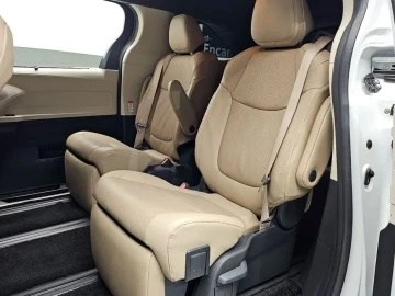 2024 Toyota Sienna с пробегом 56 575 км