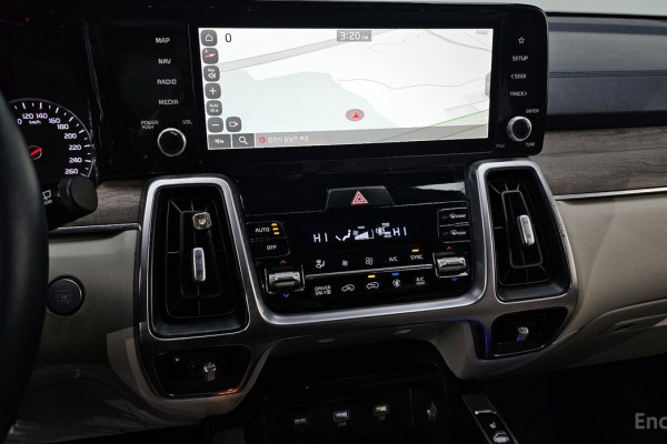 2022 Kia Sorento с пробегом 119 554 км