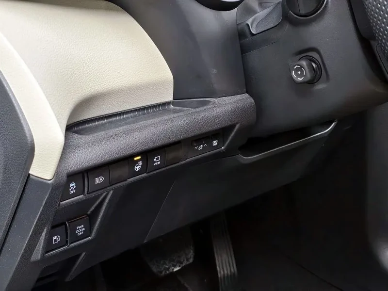 2024 Toyota Sienna с пробегом 56 575 км