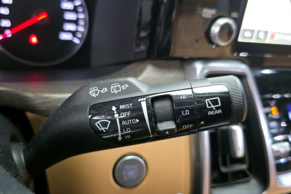 2022 Kia Sorento с пробегом 136 248 км