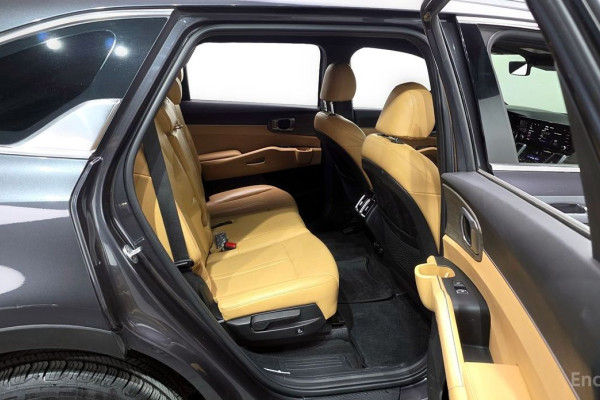 2022 Kia Sorento с пробегом 64 873 км