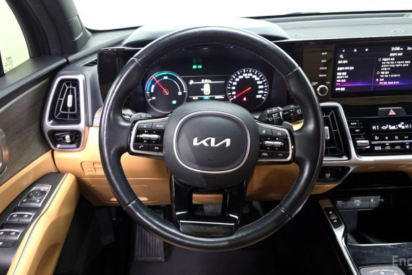 2022 Kia Sorento с пробегом 64 873 км