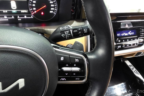 2022 Kia Sorento с пробегом 64 873 км