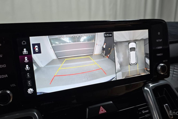 2022 Kia Sorento с пробегом 22 606 км