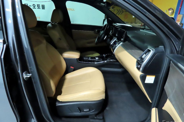 2021 Kia Sorento с пробегом 43 914 км