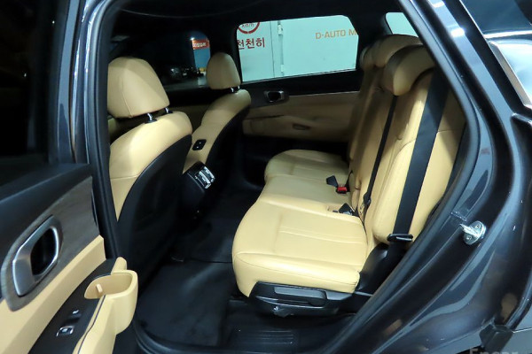 2021 Kia Sorento с пробегом 43 914 км