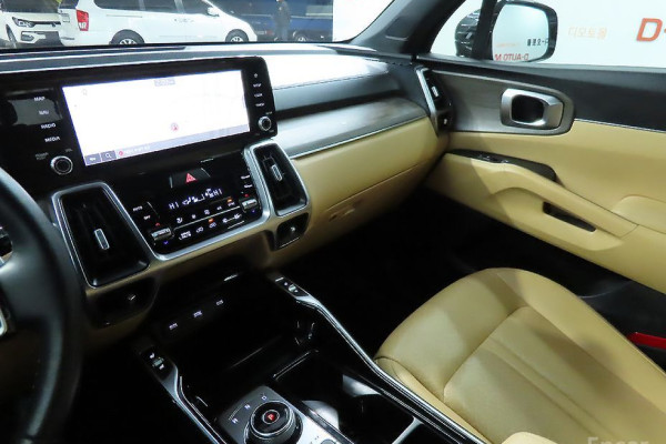 2021 Kia Sorento с пробегом 43 914 км