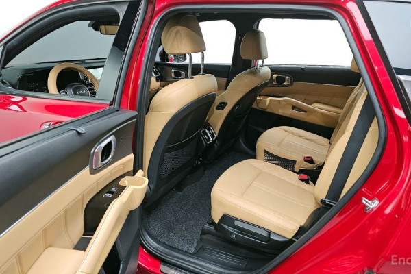 2021 Kia Sorento с пробегом 82 983 км