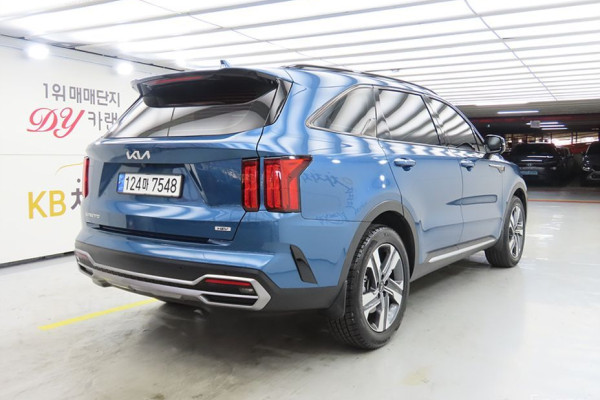 2022 Kia Sorento с пробегом 24 085 км
