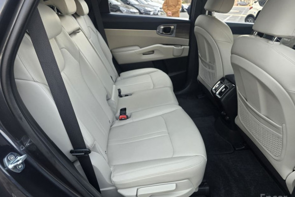 2021 Kia Sorento с пробегом 54 068 км