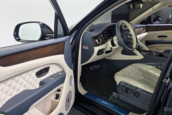 2023 Bentley Bentayga с пробегом 46 837 км