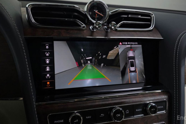 2023 Bentley Bentayga с пробегом 46 837 км