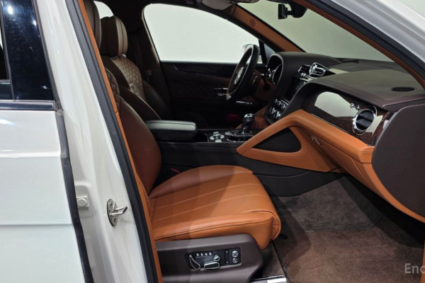 2021 Bentley Bentayga с пробегом 85 237 км