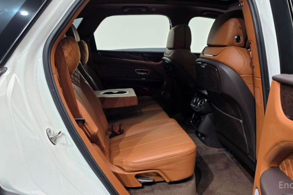 2021 Bentley Bentayga с пробегом 85 237 км