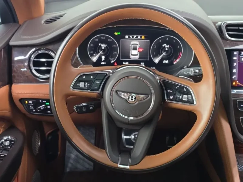 2021 Bentley Bentayga с пробегом 85 237 км
