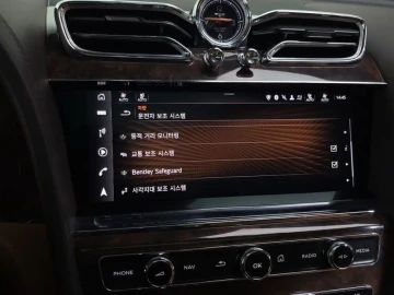 2021 Bentley Bentayga с пробегом 85 237 км