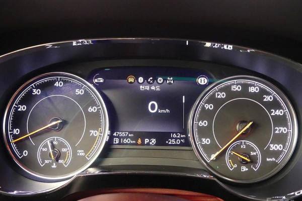 2020 Bentley Bentayga с пробегом 47 525 км